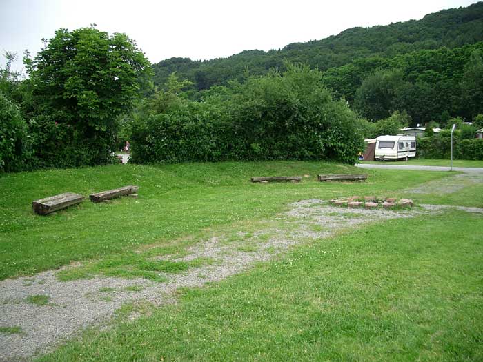 Sonnenwiese Clubplatz Feuerstelle